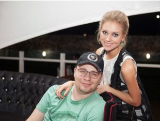 Кристина Асмус показала фото с отдыха в Испании