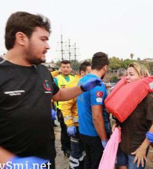 В Турции перевернулось огромное прогулочное судно