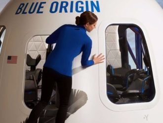Появились фото многоразовой туристической ракеты Blue Origin