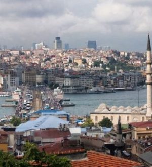 В турецкой провинции Аланья в кому впала туристка из РФ