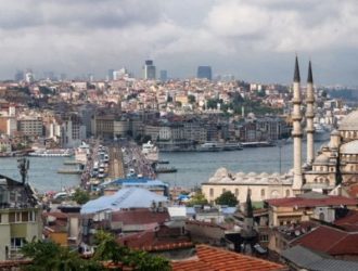 В турецкой провинции Аланья в кому впала туристка из РФ